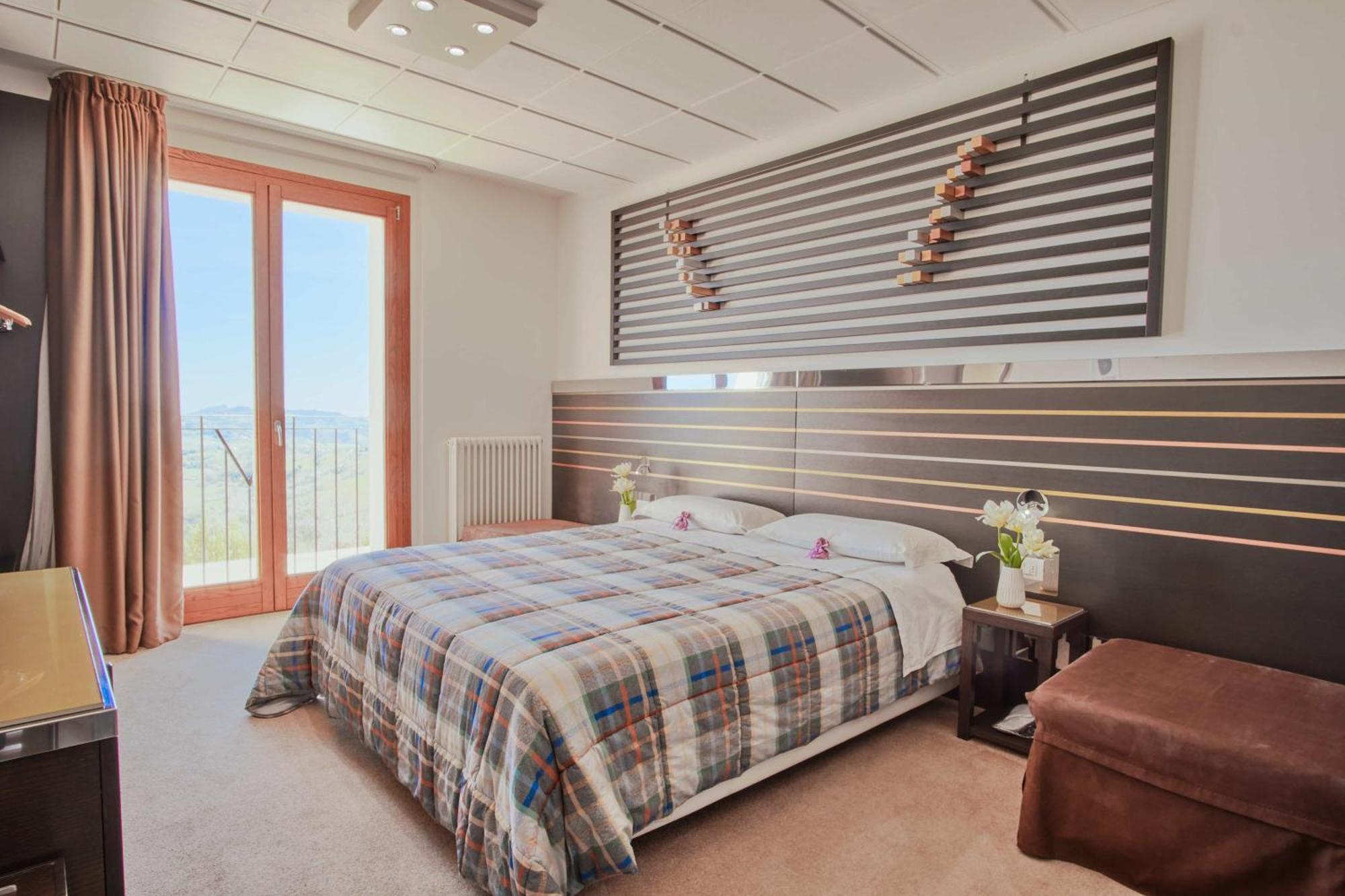 Albergo Diffuso - Il Poggetto Tra Urbino & San Marino ภายนอก รูปภาพ