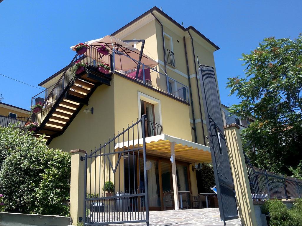 Albergo Diffuso - Il Poggetto Tra Urbino & San Marino ภายนอก รูปภาพ