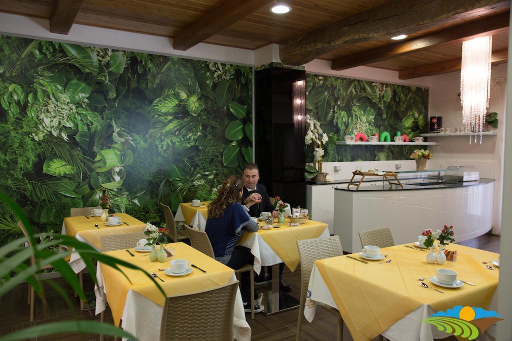 Albergo Diffuso - Il Poggetto Tra Urbino & San Marino ภายนอก รูปภาพ